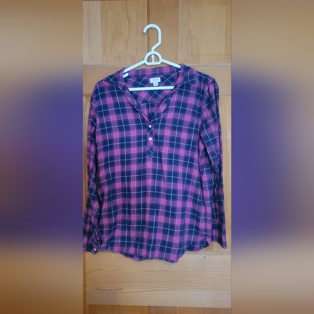 J. Crew Pink and Navy Plaid Button-Front Shirt Medium